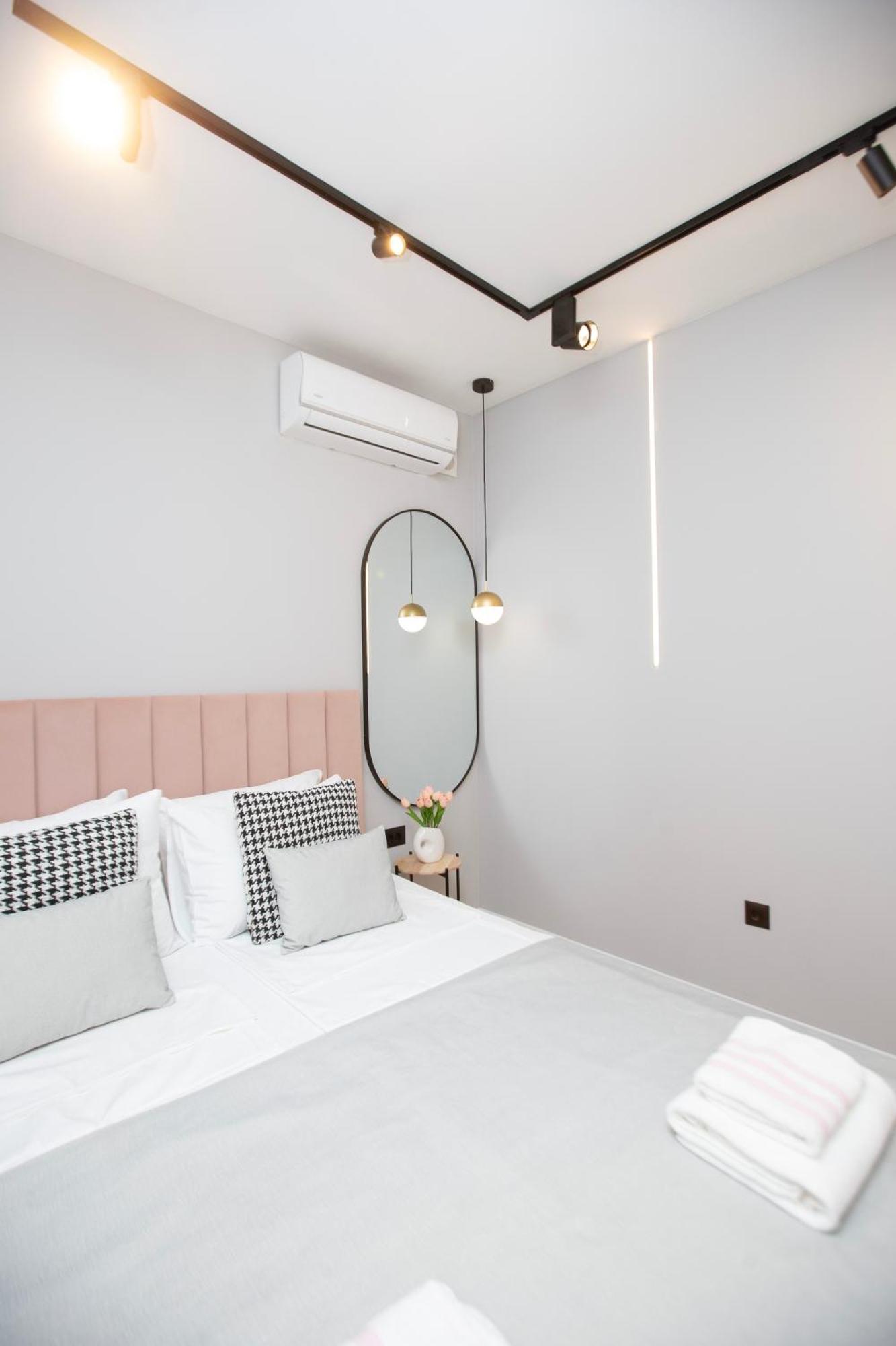 Regent Blue Apartments - Free Private Parking Mostar Eksteriør billede